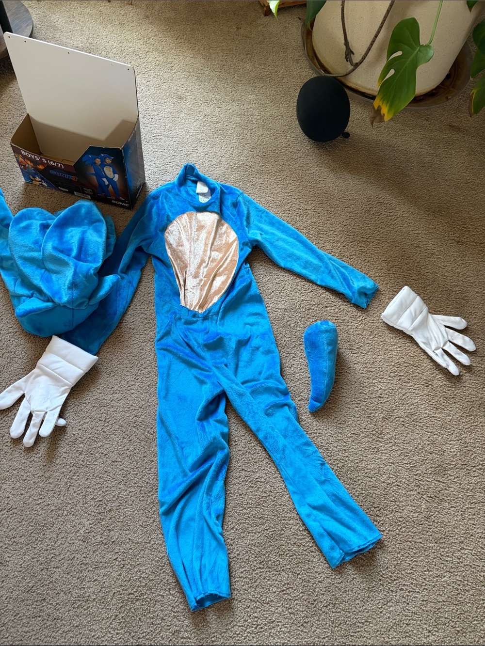 Kids Sonic 3 Costume with White Gloves